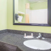 Отель Days Inn & Suites by Wyndham Swainsboro, фото 3