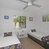 Отель Red Door Beach House - Marcoola Beach - PET FRIENDLY, FOXTEL, WIFI, 500 BOND, Linen Supplied, фото 7