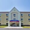 Отель Candlewood Suites Savannah Airport, an IHG Hotel в Саванне