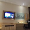 Отель City Comfort Inn Huaihua Railwaya Square, фото 3