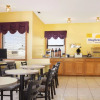 Отель Days Inn by Wyndham Wichita West Near Airport, фото 21