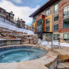 Отель New Listing! All-suite Ski-in/ski-out Haven 3 Bedroom Condo, фото 16