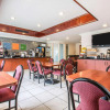 Отель Comfort Suites Oceanside Camp Pendleton Area, фото 21