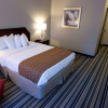 Отель Comfort Inn & Suites, фото 3
