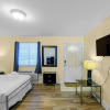Отель Oak Shores Studio 13, фото 2