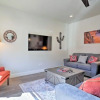 Отель Luxurious End Unit W/ Pool, Hot Tub & Firepit 3 Bedroom Condo, фото 3