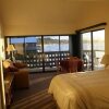 Отель Sand Pebbles Inn, фото 5