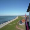 Отель Vintage Holiday Home in Huisduinen Near Seabeach & Centre, фото 2