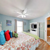 Отель Gulf Shores Condo w/ Pool, Hot Tub - 1 Br condo by RedAwning, фото 16