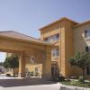 Отель La Quinta Inn & Suites Visalia/Sequoia Gateway, фото 31