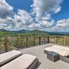 Отель Luxe Asheville Home w/ Stunning Mountain Views!, фото 9