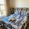 Отель Immaculate & Central Apartment in Houghton, фото 8