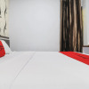 Отель RedDoorz near Mall Ratu Indah, фото 4
