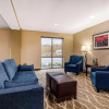 Отель Comfort Suites Manchester, фото 7