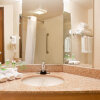 Отель Holiday Inn Express Hotel & Suites Branson 76 Central, an IHG Hotel, фото 5