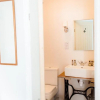 Отель 55 Yards Bar and Townhouse, фото 8