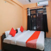 Отель OYO 65228 Nishad Palace, фото 1