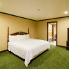 Отель OYO Pinewood Inn & Suites Silsbee, фото 7