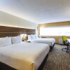 Отель Holiday Inn Express & Suites, фото 4