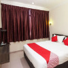 Отель OYO 43915 T P Hotel, фото 4