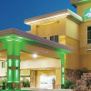 Отель La Quinta Inn & Suites by Wyndham Ft. Worth - Forest Hill TX, фото 1