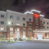 Отель Hampton Inn by Hilton Amesbury, фото 1