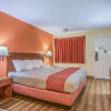 Отель Rodeway Inn & Suites, фото 4
