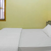 Отель OYO 91777 Kemuning Guesthouse, фото 4