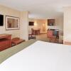 Отель Holiday Inn Express Hotel & Suites Auburn Hills, an IHG Hotel, фото 3