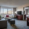 Отель DoubleTree by Hilton Fairfield Hotel & Suites, фото 11