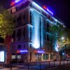 Отель Novotel Suites Clermont Ferrand Polydome в Клермон-Ферране