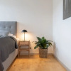 Отель Sanders Boulevard - Cute 2-bdr Apt By the Canal, фото 21