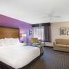 Отель La Quinta Inn & Suites by Wyndham Hartford - Bradley Airport, фото 18