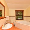 Отель Bushland Cottages and Lodge, фото 9