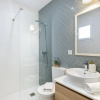 Отель Lovely 3-bedroom apartment near Alameda. Juan Rabadan I, фото 8