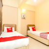 Отель OYO 89703 B Link Hotel, фото 7