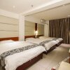 Отель V8 Theme Hotel Xiuying, фото 11