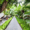 Отель SMV - garden - 7-BR · 7BR Garden Villa Walk to Beach and Shops Legian, фото 14