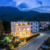 Отель Wanning Riyuewan Flower Romantic Homestay, фото 1