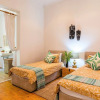 Отель Sun & Sea In A Downtown Villa, фото 4