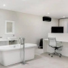 Отель Large 9 Bedroom Villa in Camps Bay w Pool Apostles Views, фото 9
