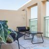 Отель Duplex with Terrace by Hilton Beach, фото 10