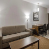 Отель Quality Inn & Suites, фото 12