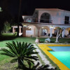 Отель Lovely spacious five bedroom villa with a pool, фото 4