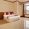 Отель OYO 91862 Hotel Hayani, фото 17
