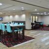 Отель Holiday Inn Express Madison, an IHG Hotel в Мэдисне