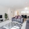 Отель Roomspace Apartments -Royal Swan Quarter, фото 10