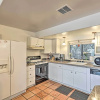 Отель Mountain-view Retreat w/ Modern Interior & Kitchen, фото 11