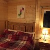 Отель Cosy 1-bed Farm Stay Cabin, фото 3