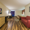 Отель Red Roof Inn & Suites Philadelphia - Bellmawr, фото 20